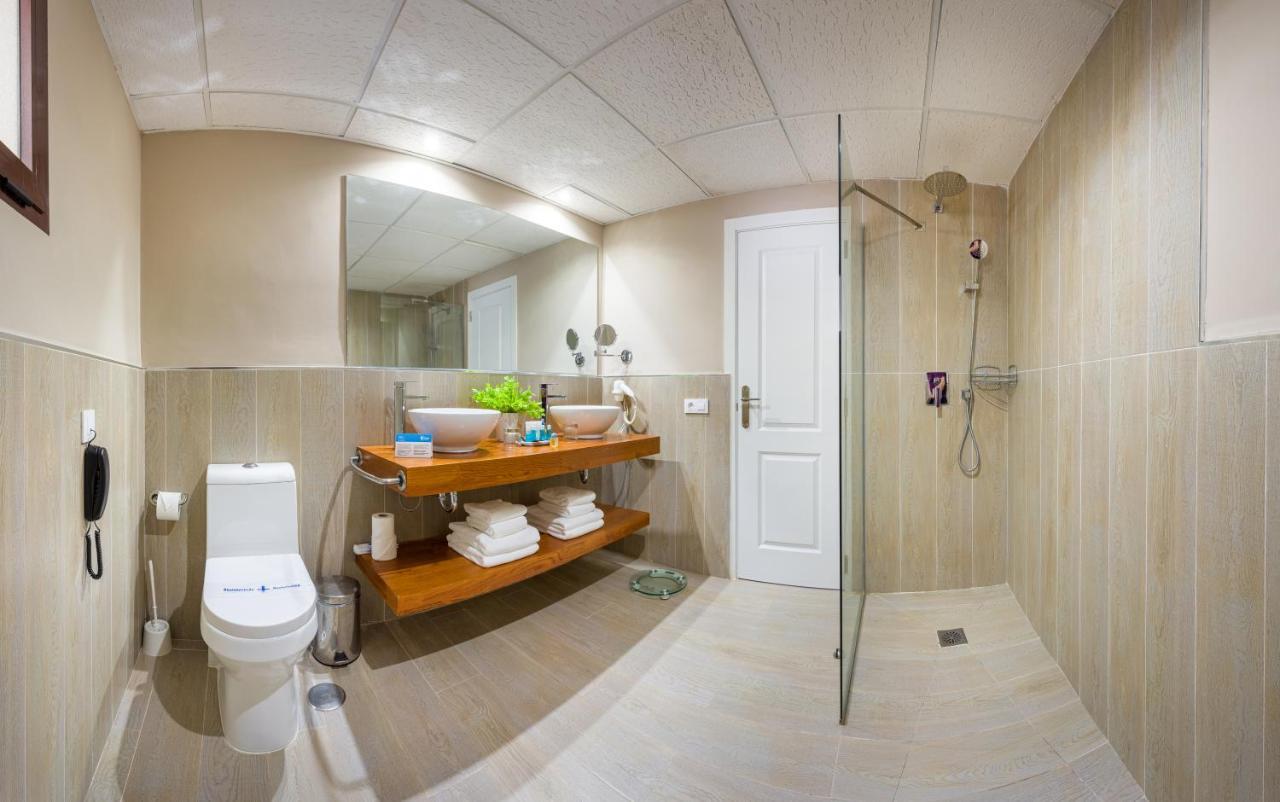 Lanzarote Prime Sports By Vitalclass Lanzarote Resort กอสตา เตกีสเซ ภายนอก รูปภาพ